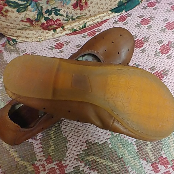 BORN BALLERINAS - Picture 6 of 6